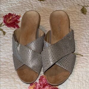 Vionic Women's Leticia Comfort Wedge Sandals